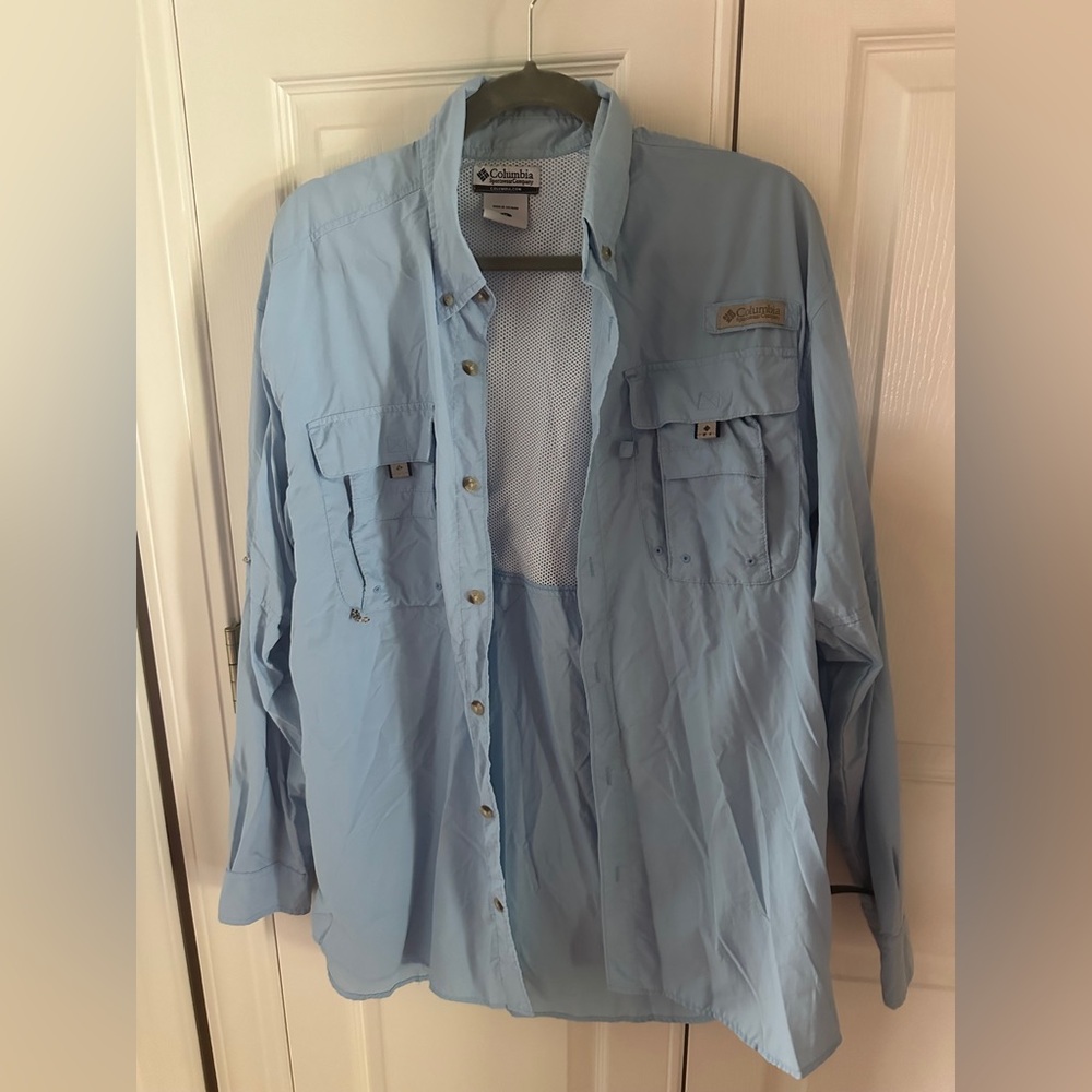 Columbia Men's Sky Blue long sleeve fishing Shirt